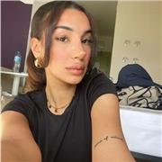 Hallo, ich heiße Maria Azo;23 Jahre alt und Englisch Studentin im Bereich Lehramt der Universität Dortmund.Ich wäre Online bereit